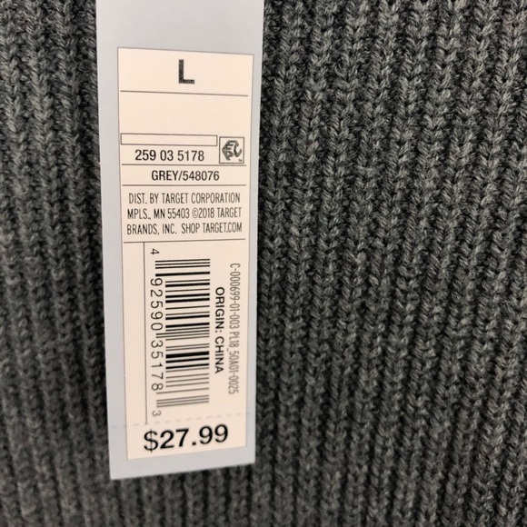 Sweater top...NWT - Picture 2 of 3